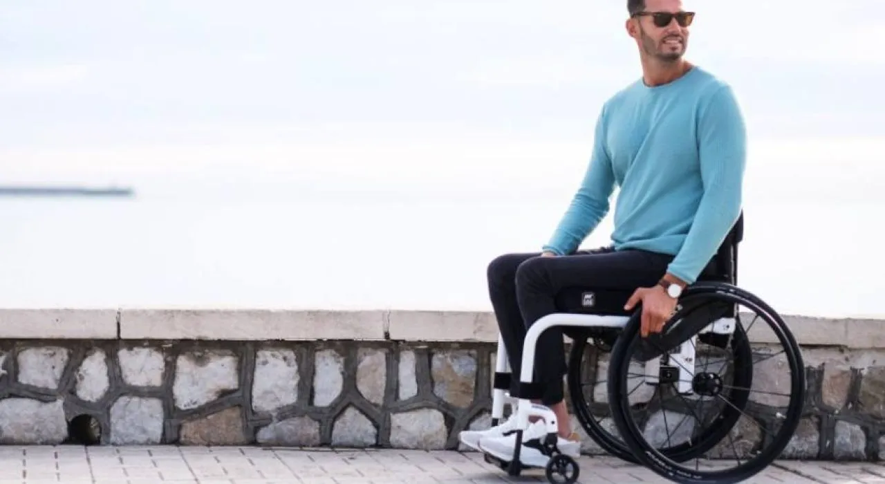 Le fauteuil roulant pliant ultra-léger Xenon : que vaut-il ?
